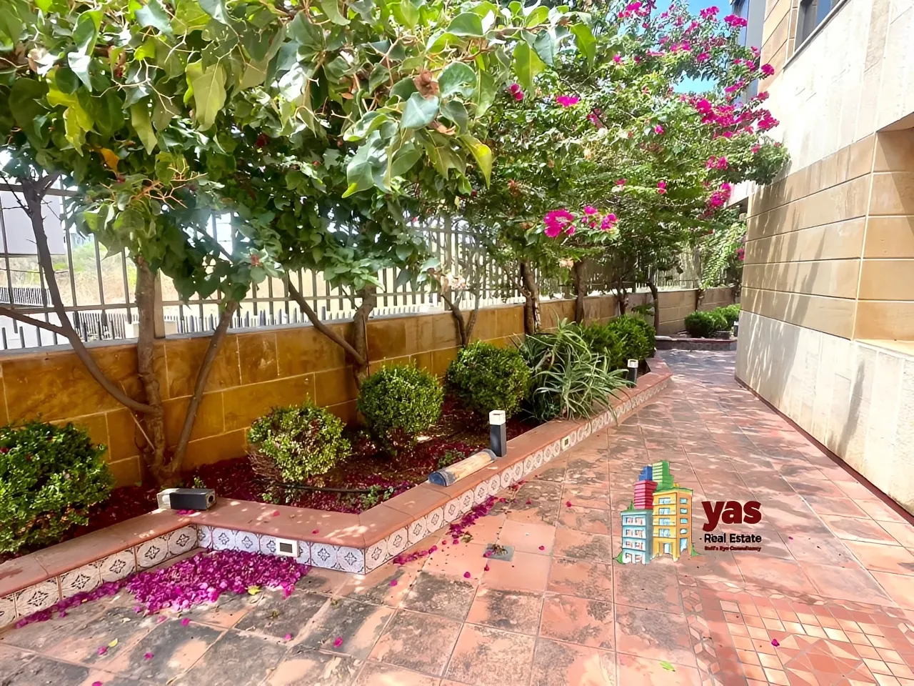 Apartment for Sale in Adma