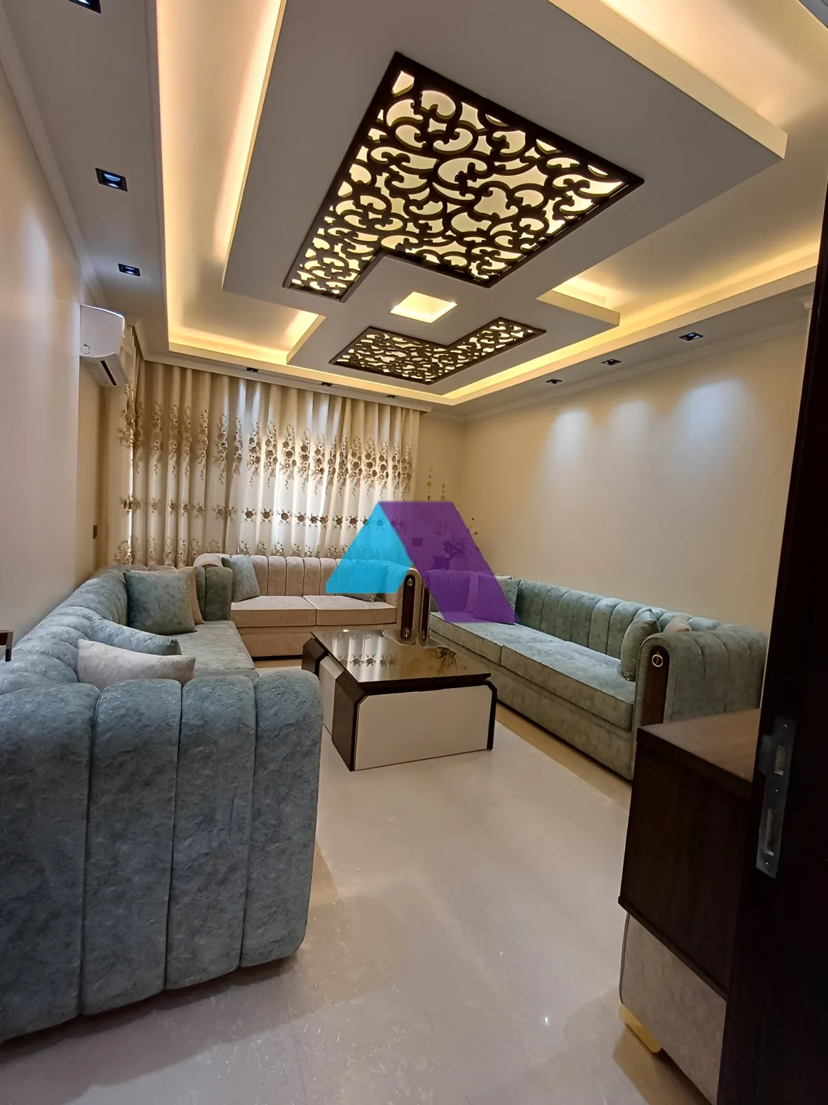 Apartment for Sale in Zahlé - 3 bed, 3 bath
