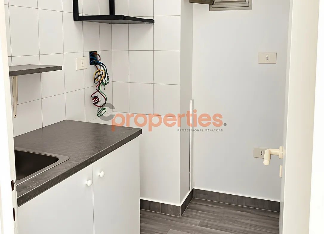 Office for Rent in Mazraat Yachoua
