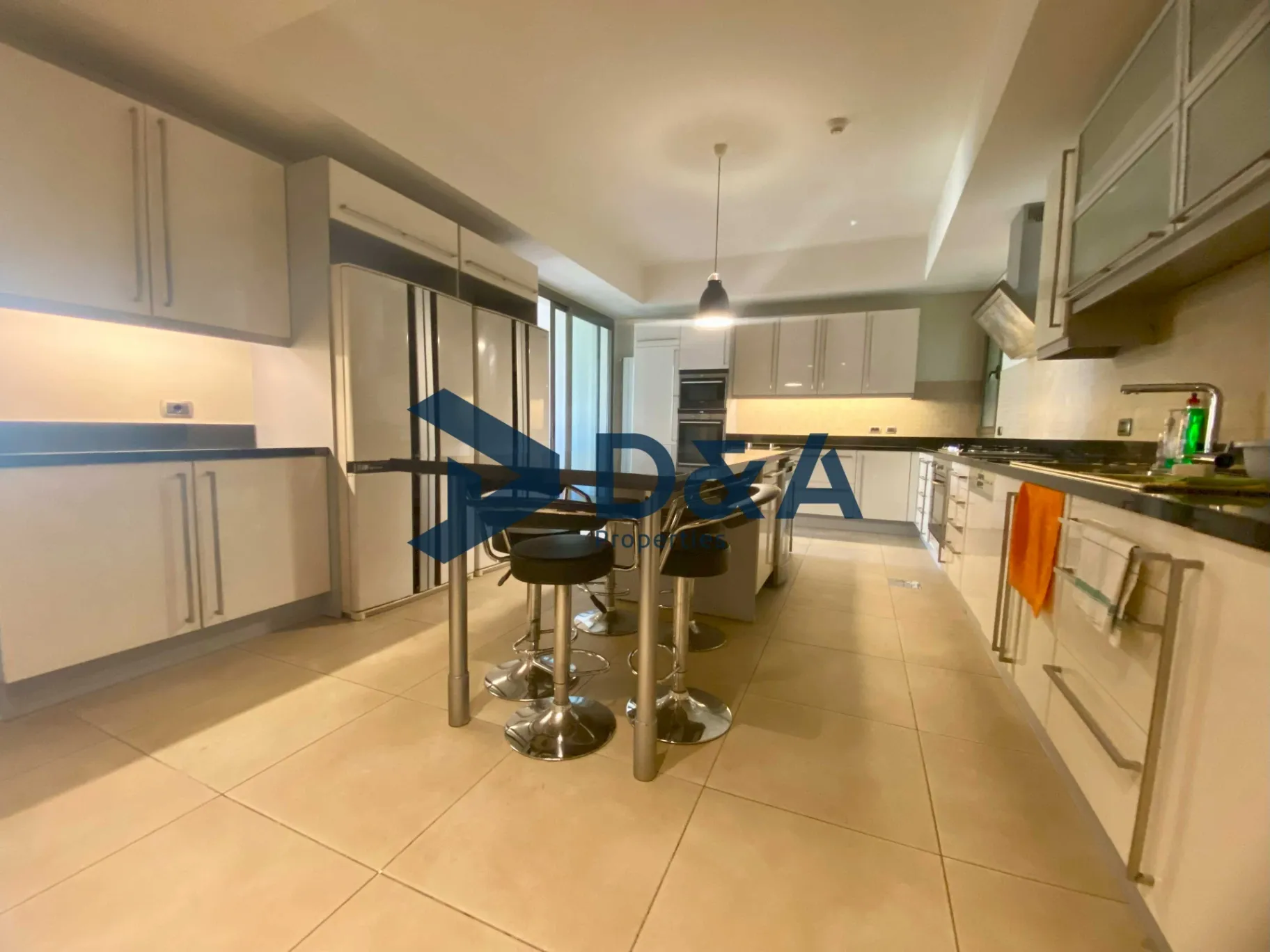 Apartment for rent in Clemenceau, Bayrut, Lebanon
