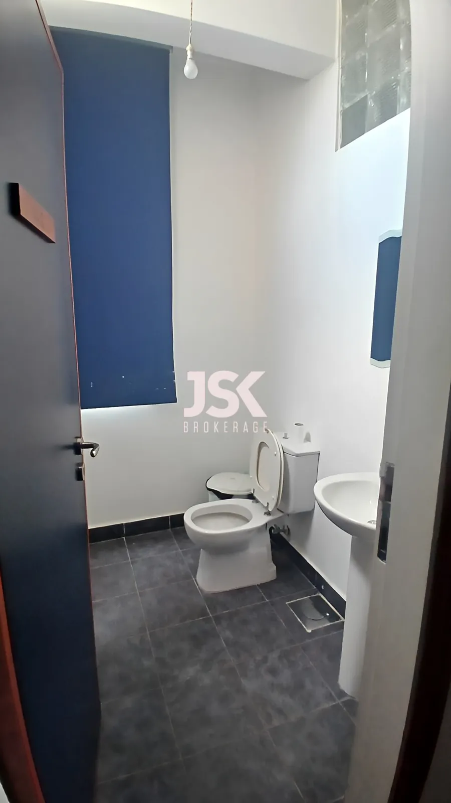 Office for Rent in Zalqa