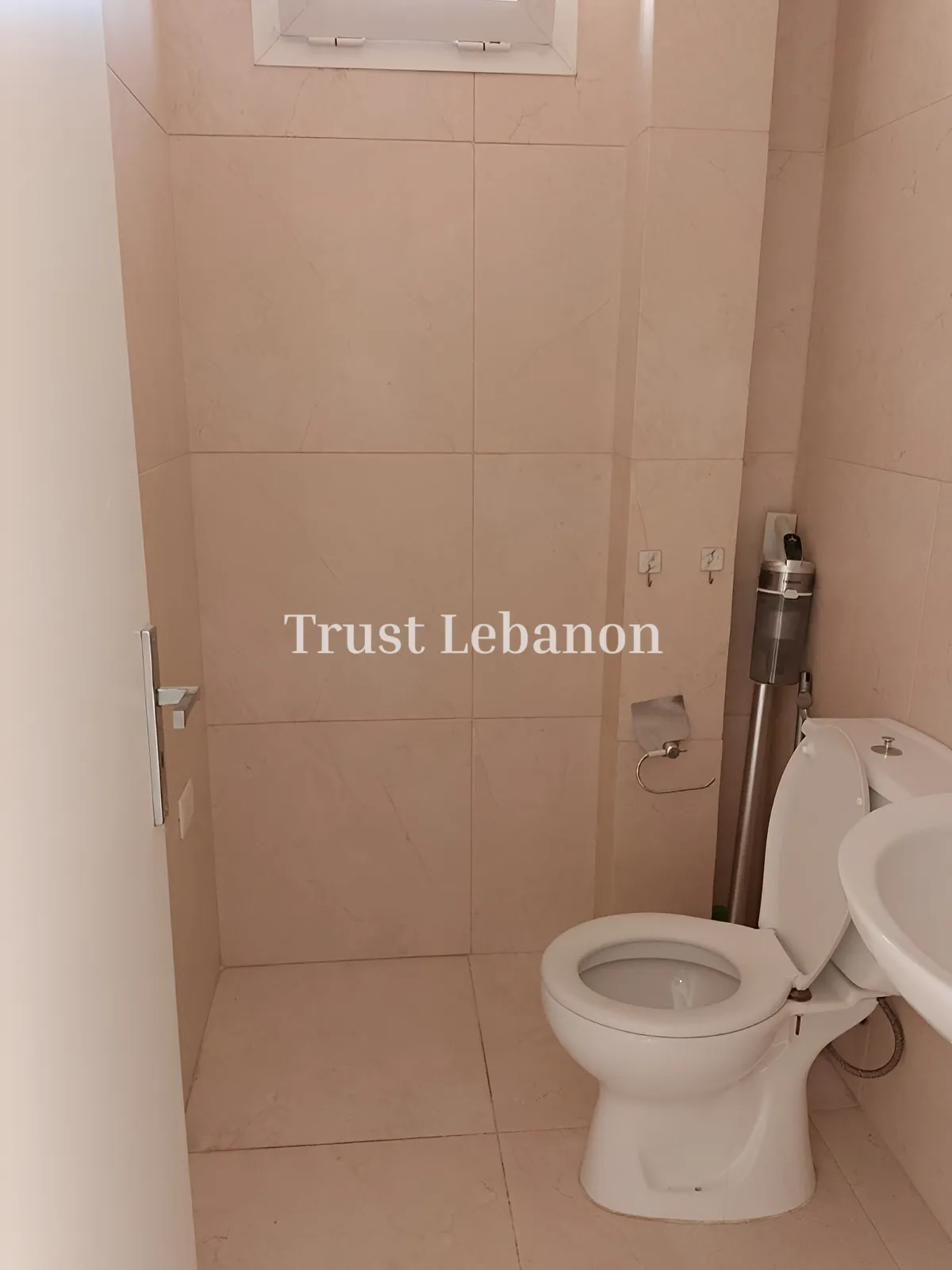Office for rent in Monot, Beirut, Lebanon