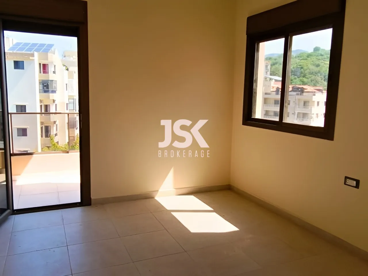 Apartment for Sale in Bouar - 2 bed, 2 bath