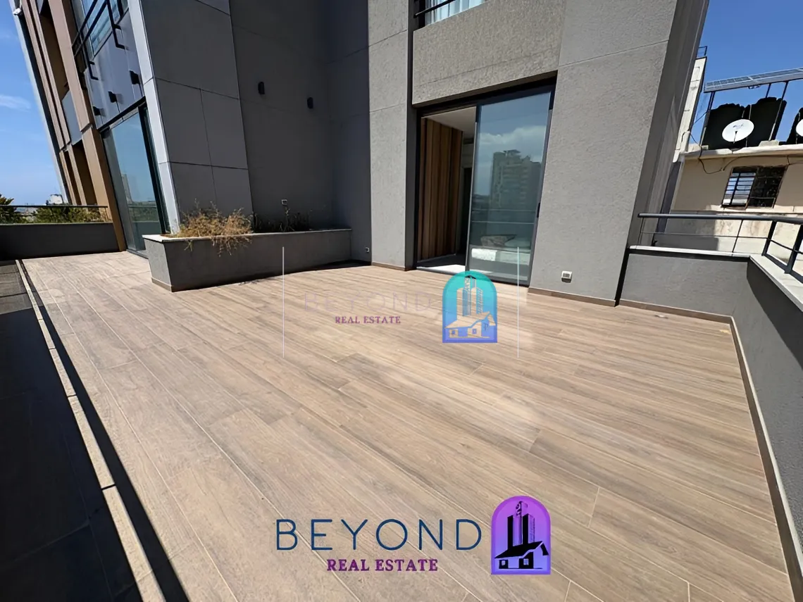Apartment for rent in Hamra, Beirut, Lebanon - 2 bed, 1 bath