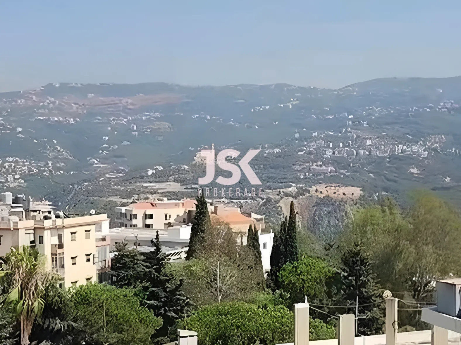 Apartment for Sale in Ballouneh