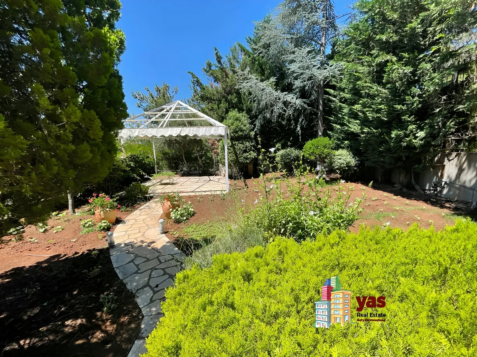 Apartment for Sale in Baabdat