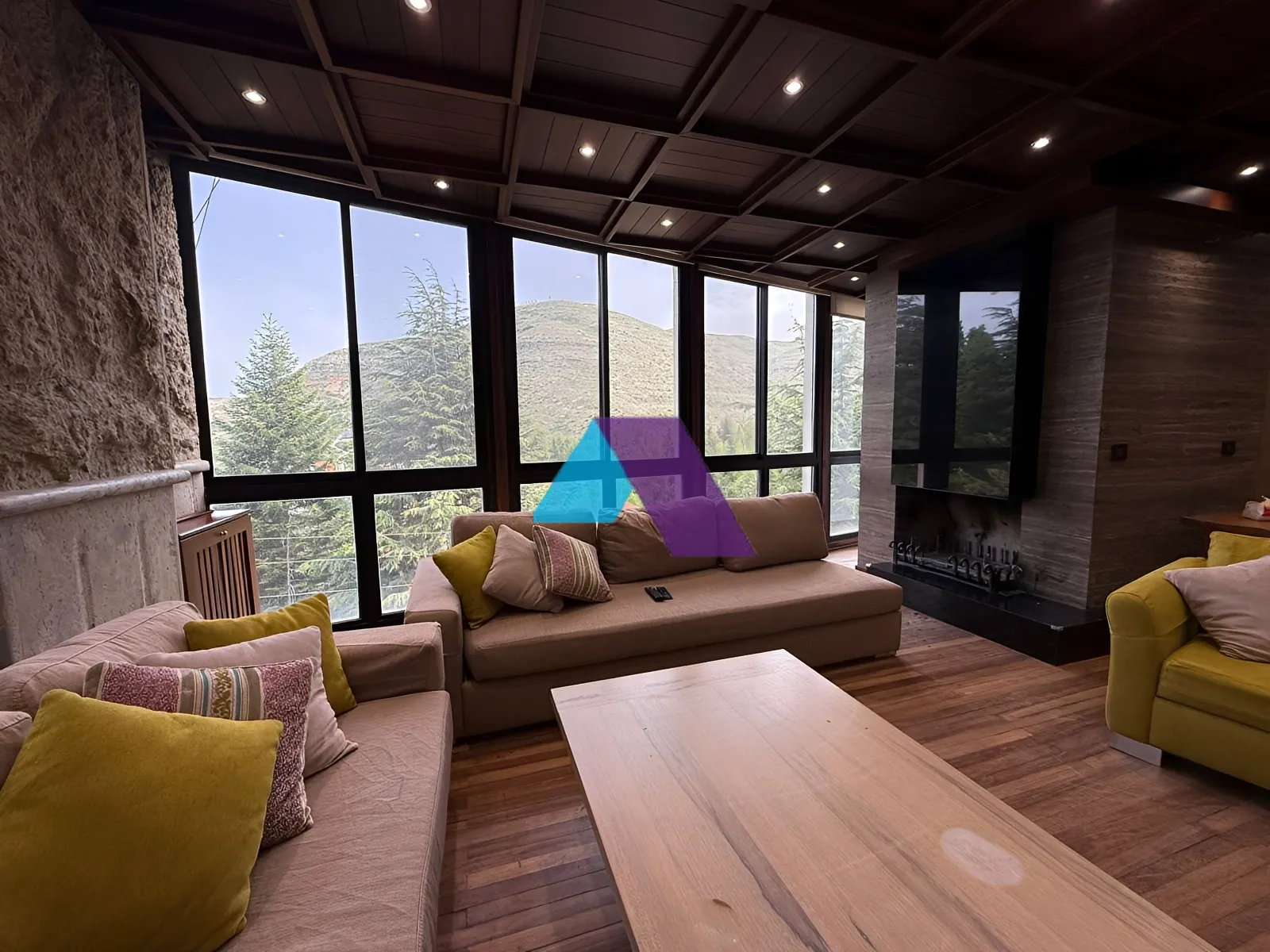 Chalet for Sale in Faraya - 2 bed, 1 bath