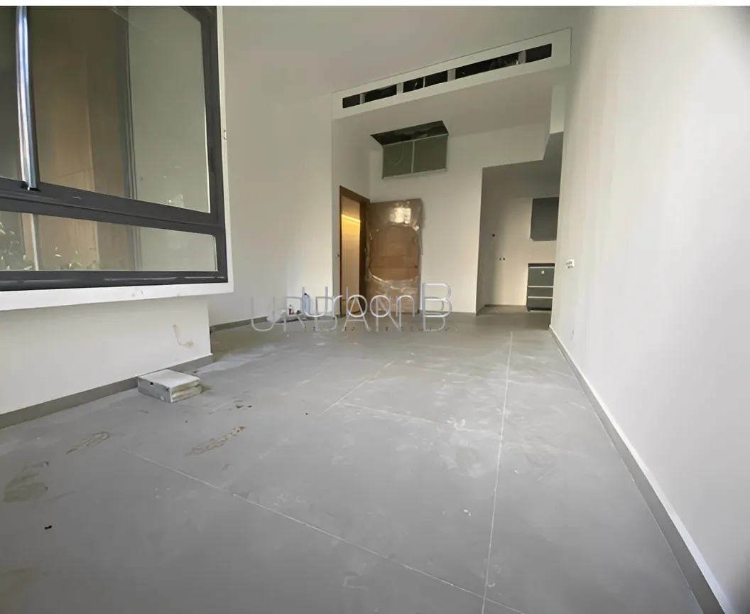 Apartment for Sale in Caree d'or, Achrafieh