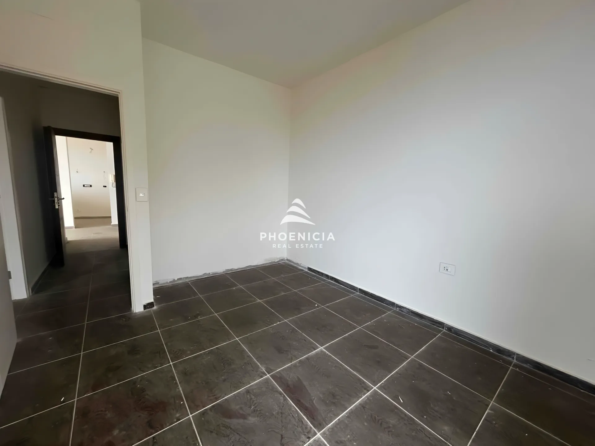 Apartment for Sale in Halat