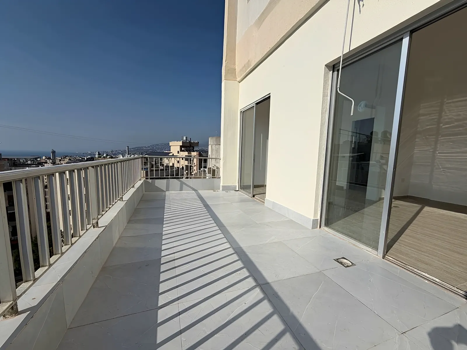 Apartment for Sale in Zouk Mosbeh - 3 bed, 4 bath