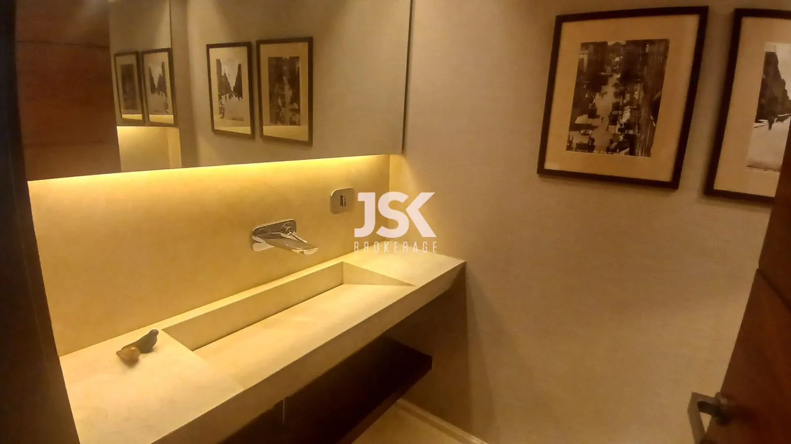 Apartment for Sale in Mtaileb