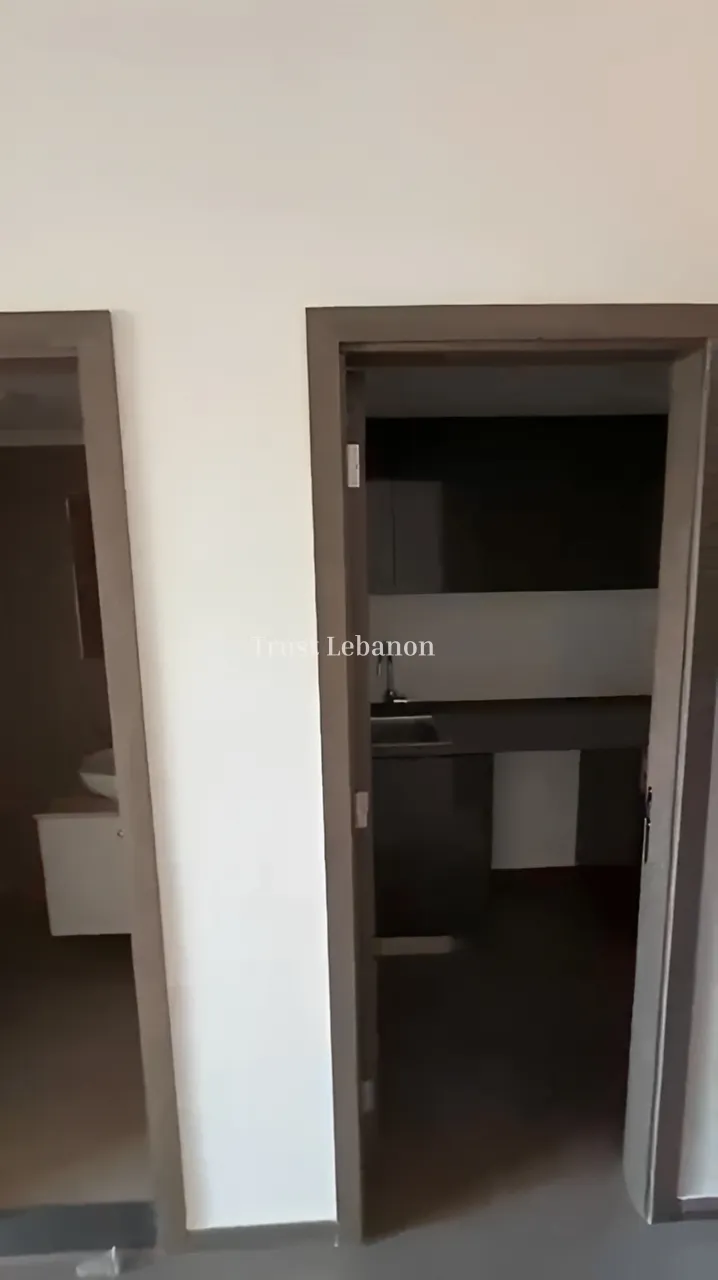 Office for rent in Antelias, Lebanon