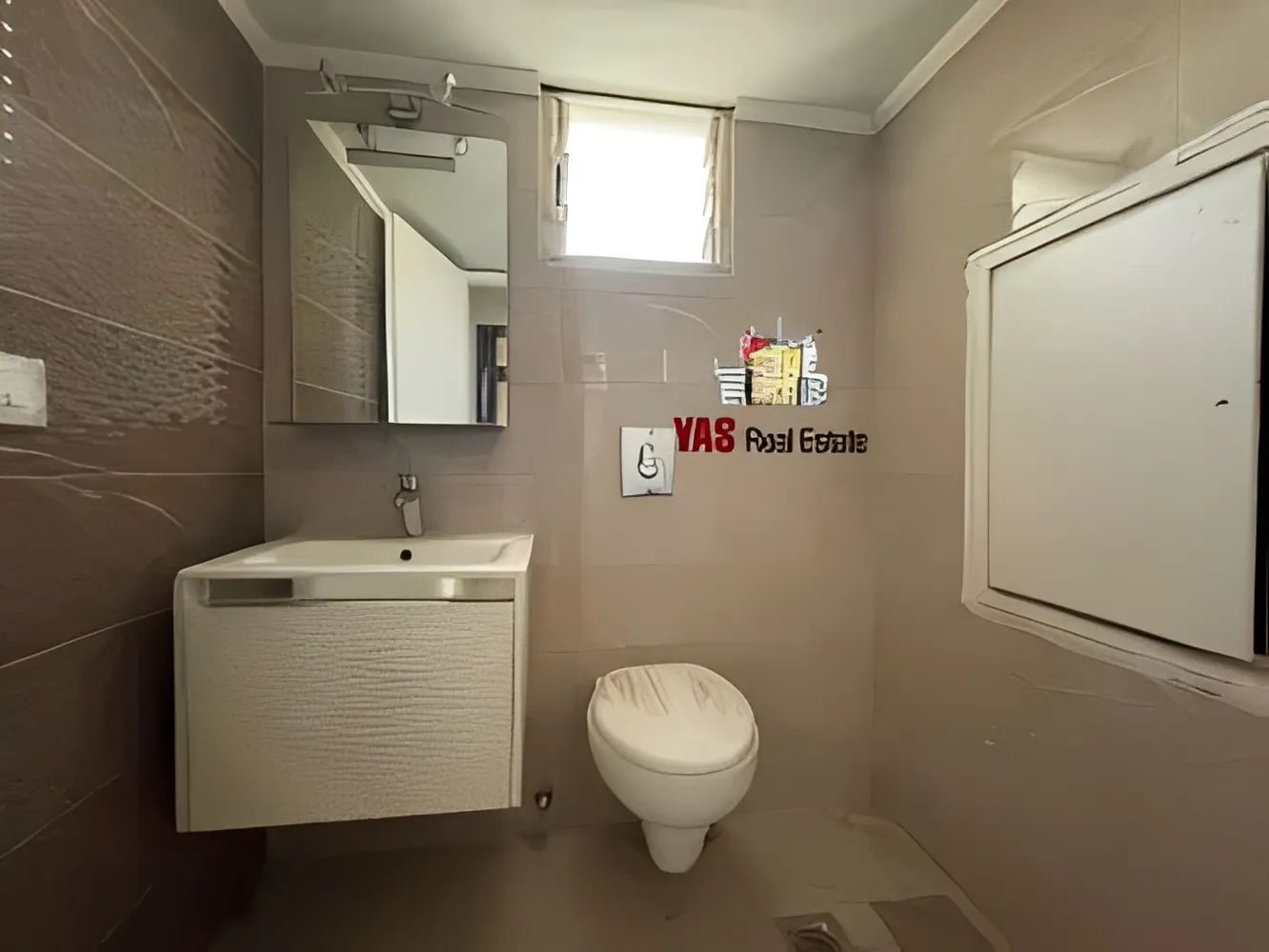 Apartment for Sale in Adonis