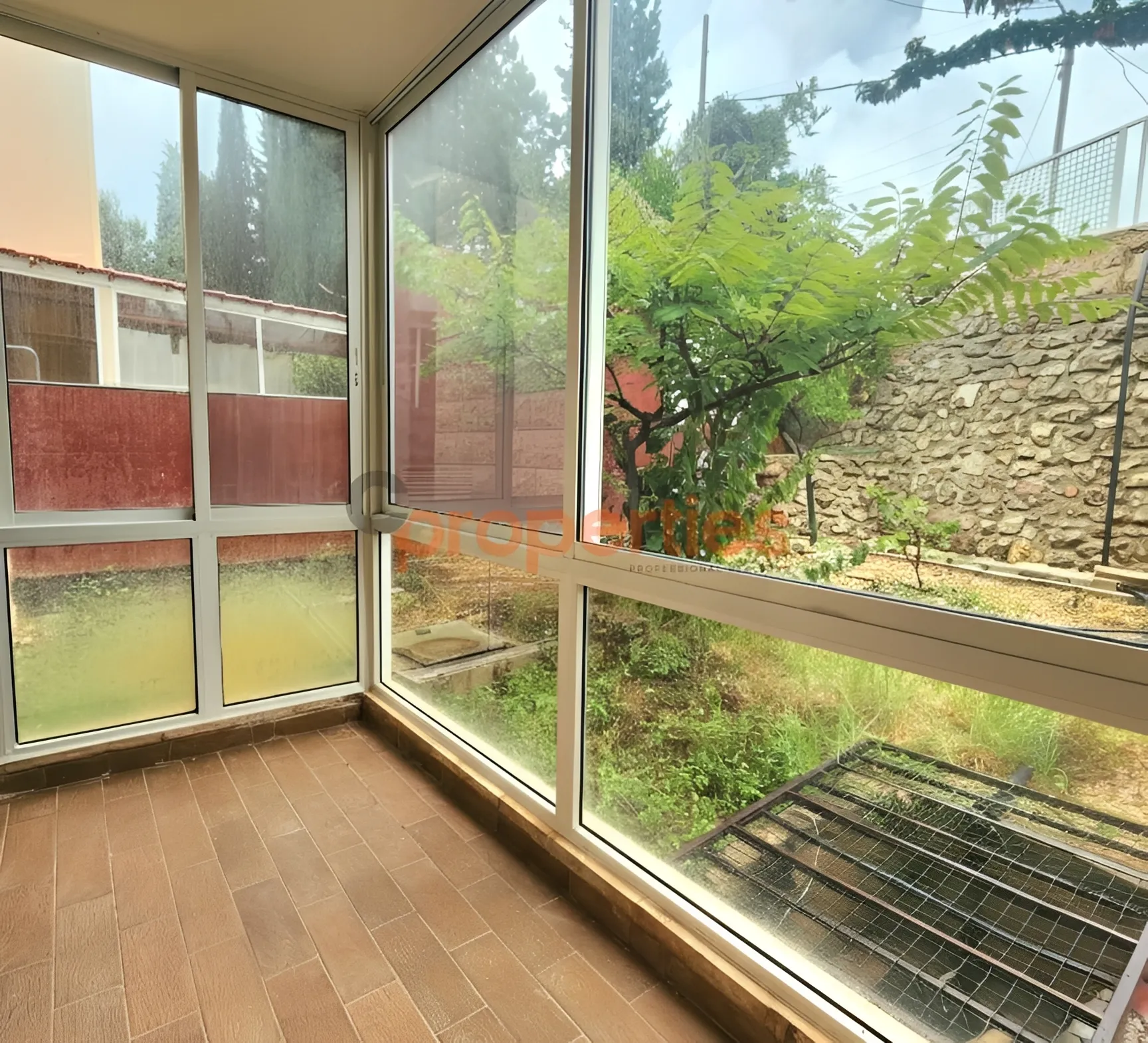 Apartment for Sale in Aamchit