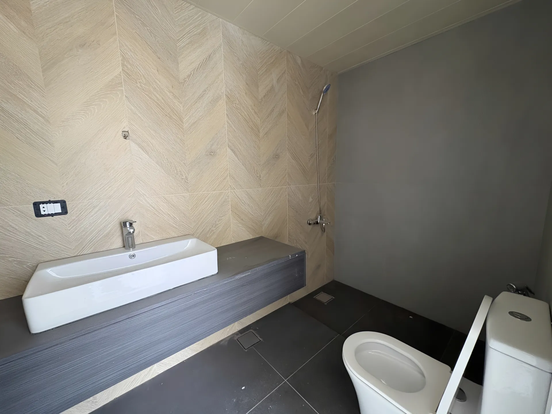 Apartment for sale in Ras al naba'a