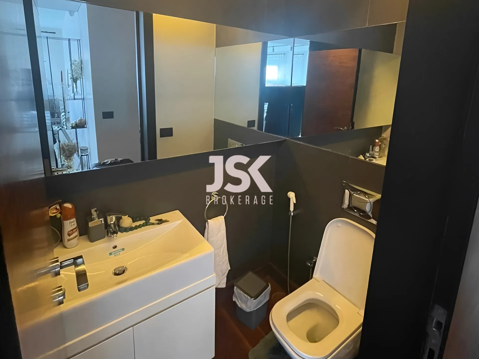 Apartment for Sale in Sanayeh