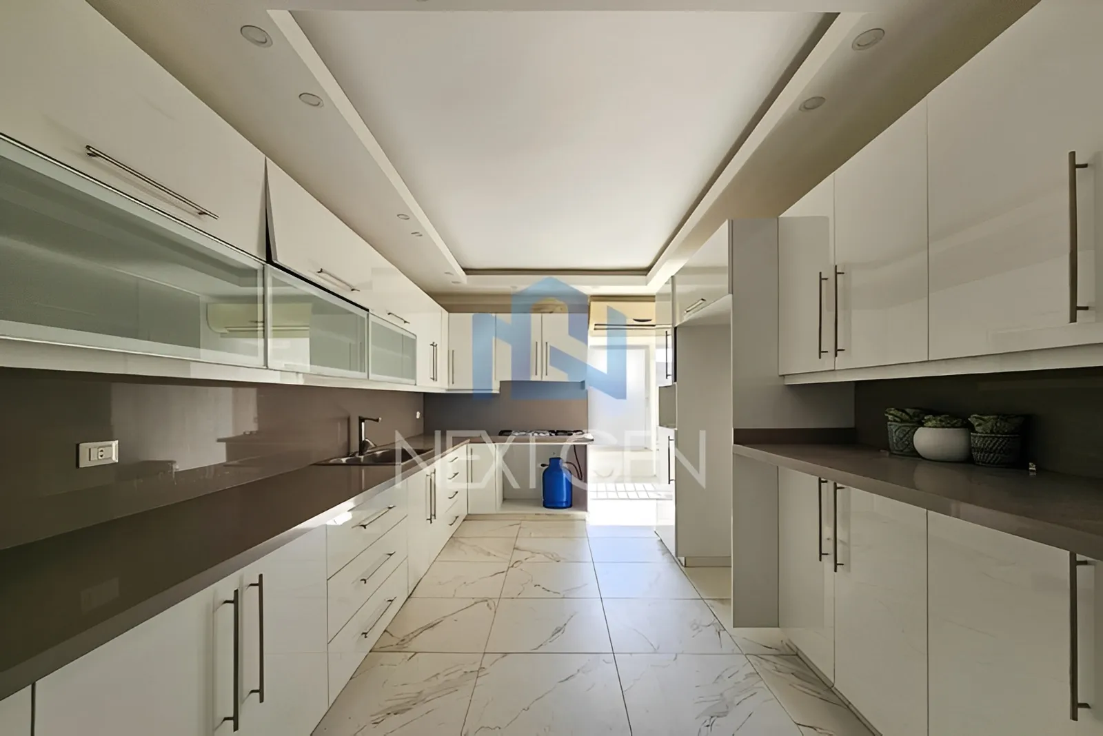 Apartment for Sale in Ain Al Tineh