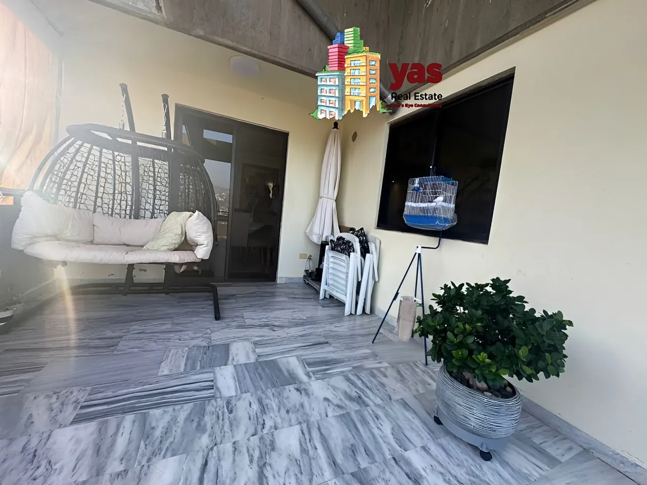Apartment for Sale in Ballouneh