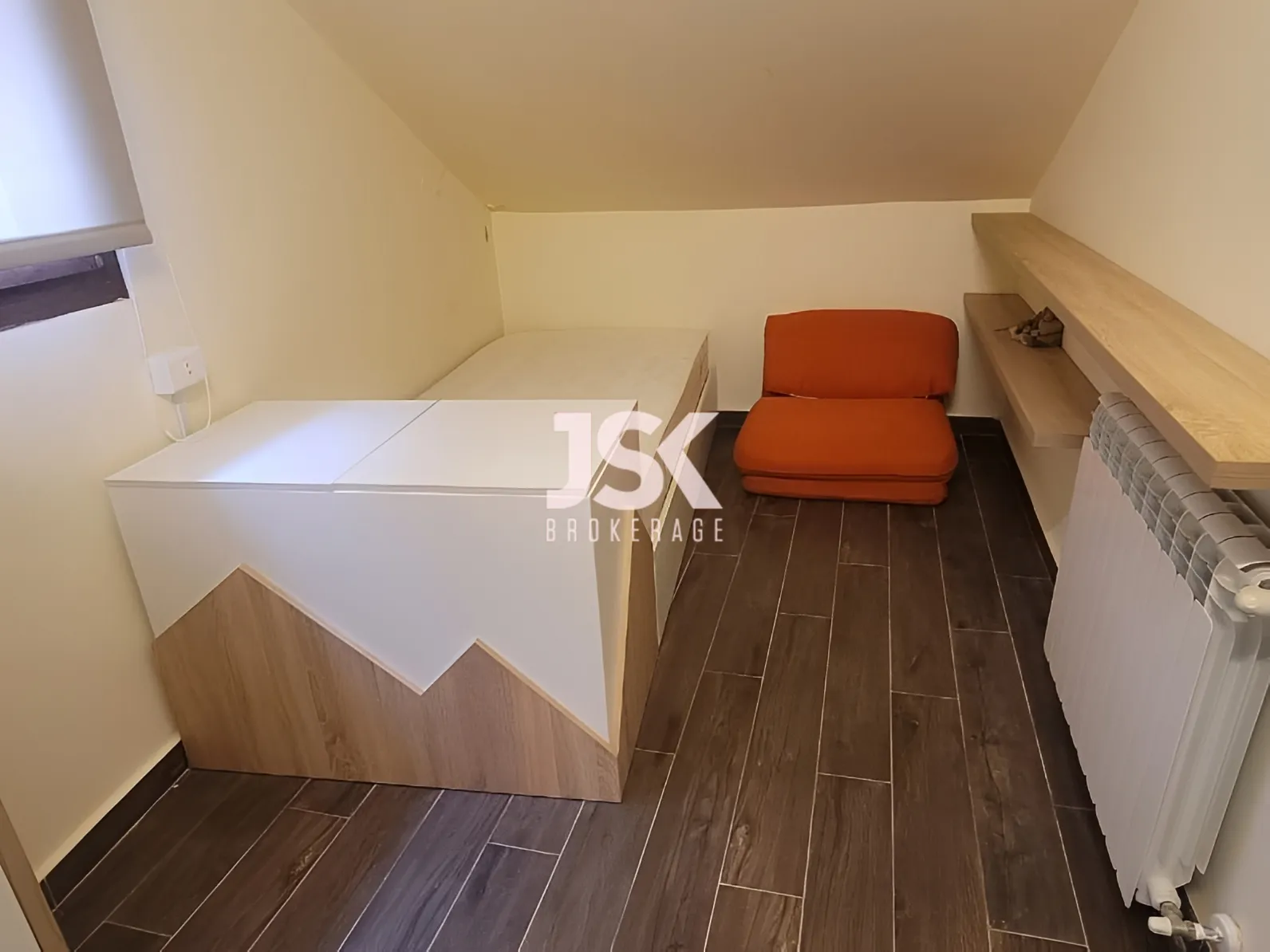 Chalet for Sale in Kafr