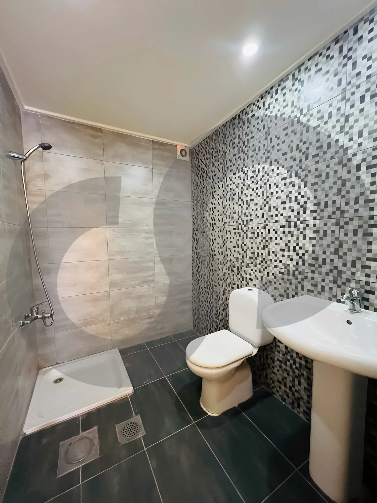 Apartment for Sale in Ghadir