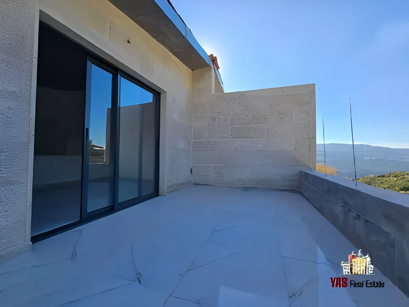 Apartment for Sale in Ajaltoun - 3 bed, 4 bath