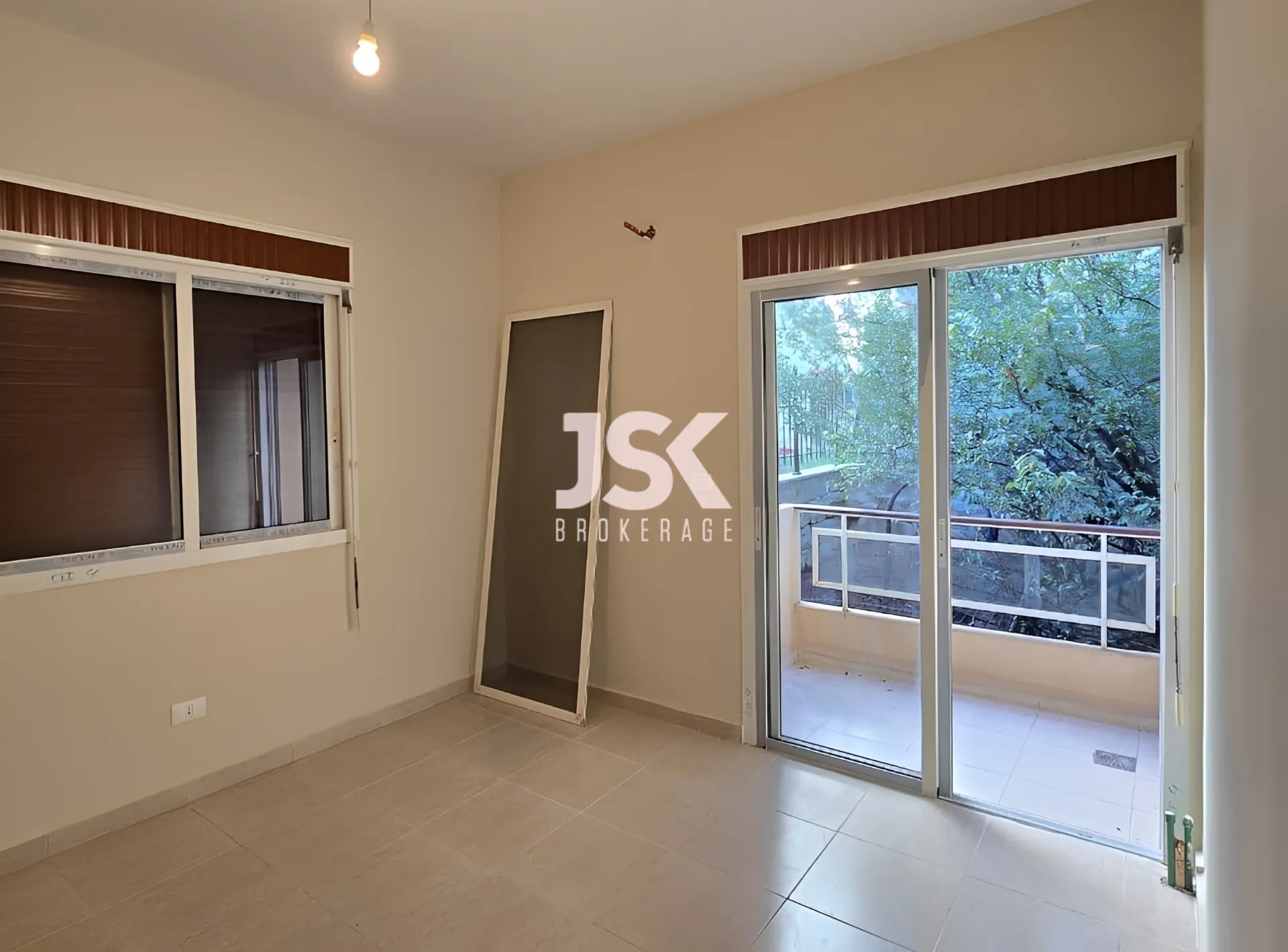 Apartment for Rent in Edde - 3 bed, 2 bath
