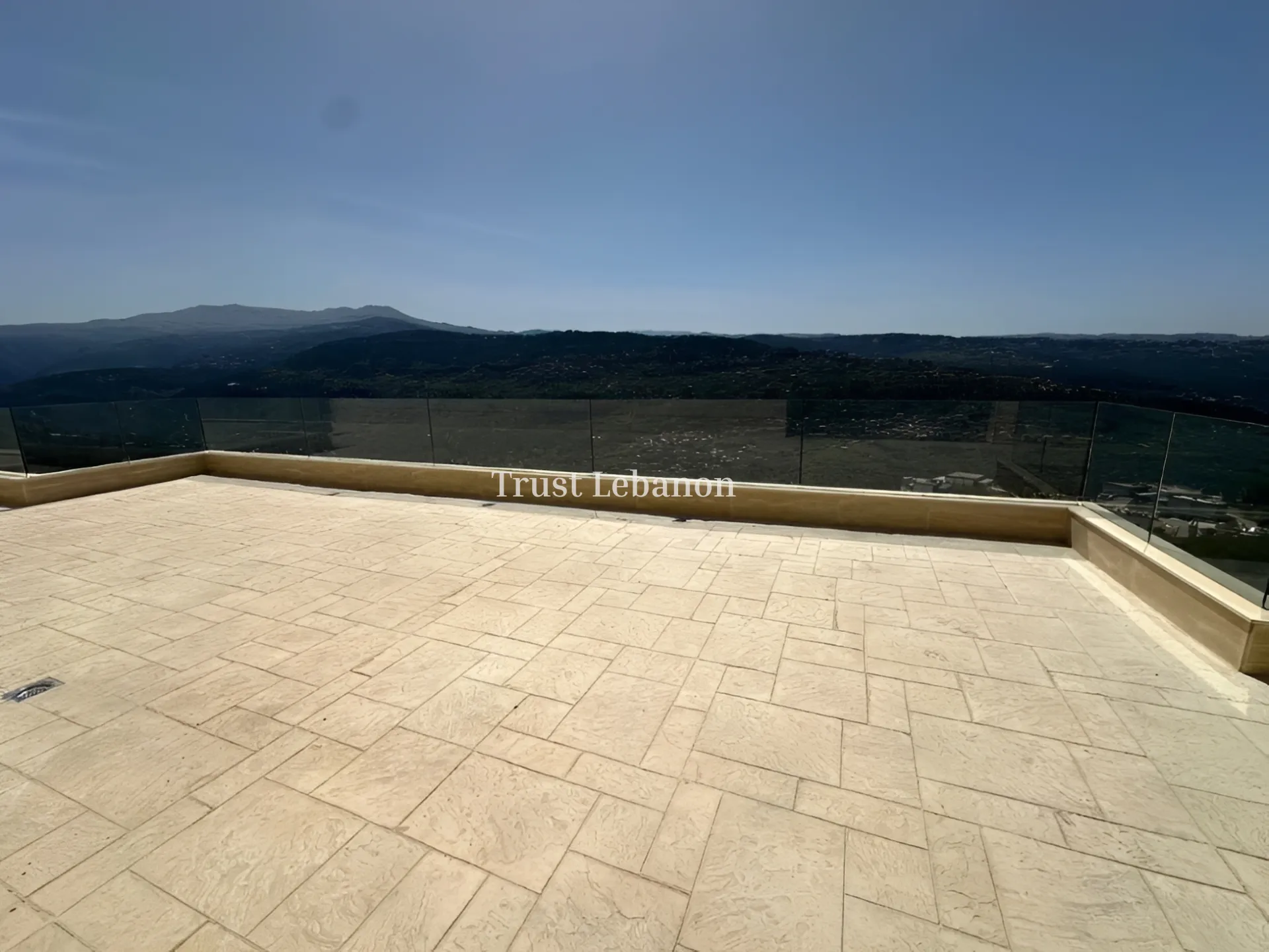 Penthouse for sale in Baabdat, Lebanon - 3 bed, 4 bath