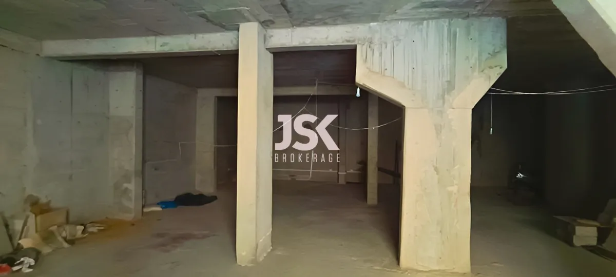 Warehouse for sale in Sehayleh