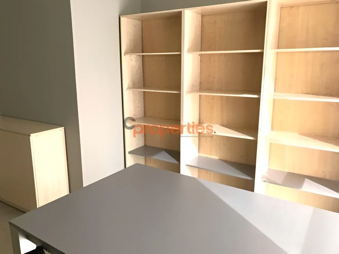 Office for Rent in Zalqa