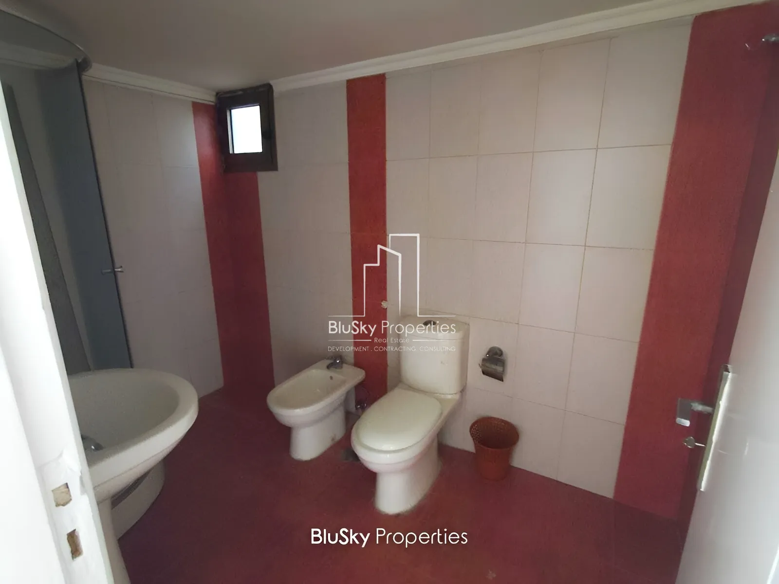 Apartment for Sale in Adonis