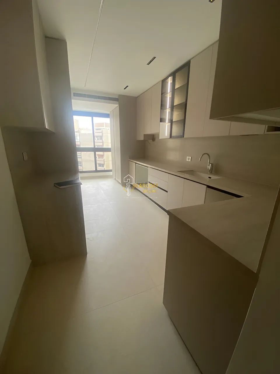Apartment for sale in Ramlet El Baida, Bayrut, Lebanon
