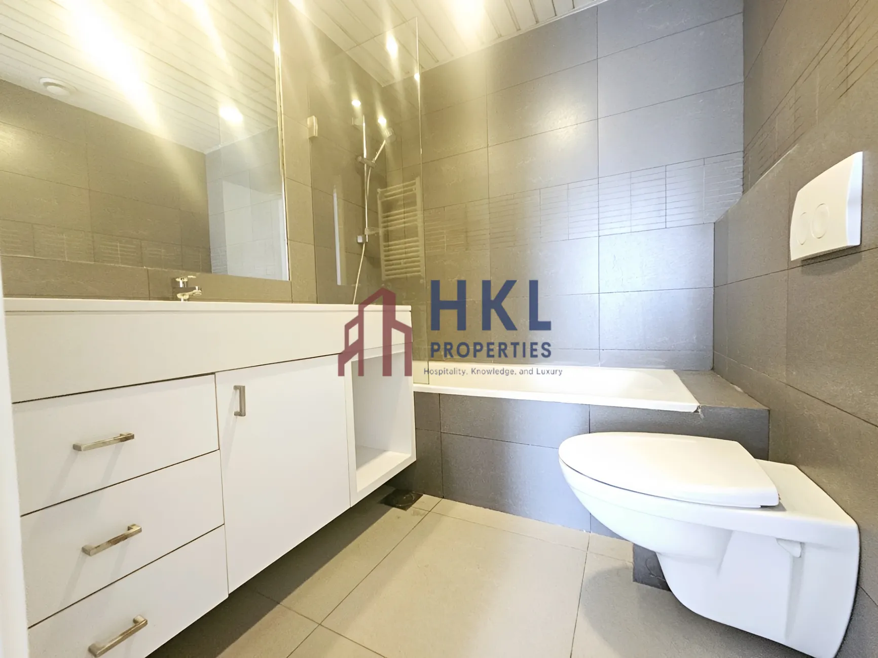 Apartment for rent in Achrafieh, Beirut, Lebanon