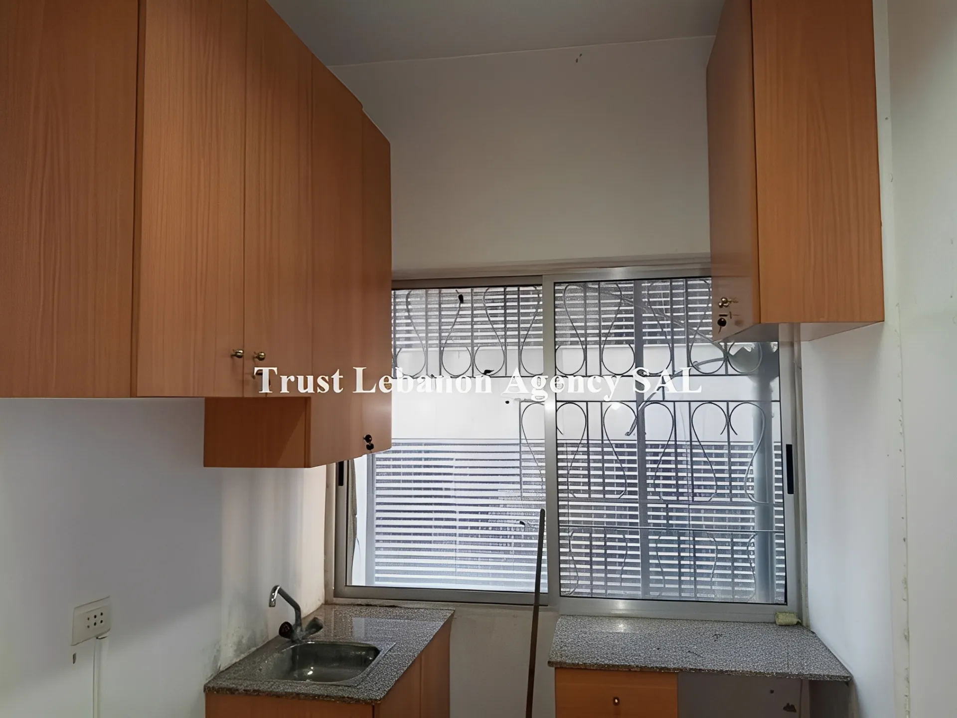 Office for rent in Beirut, Badaro