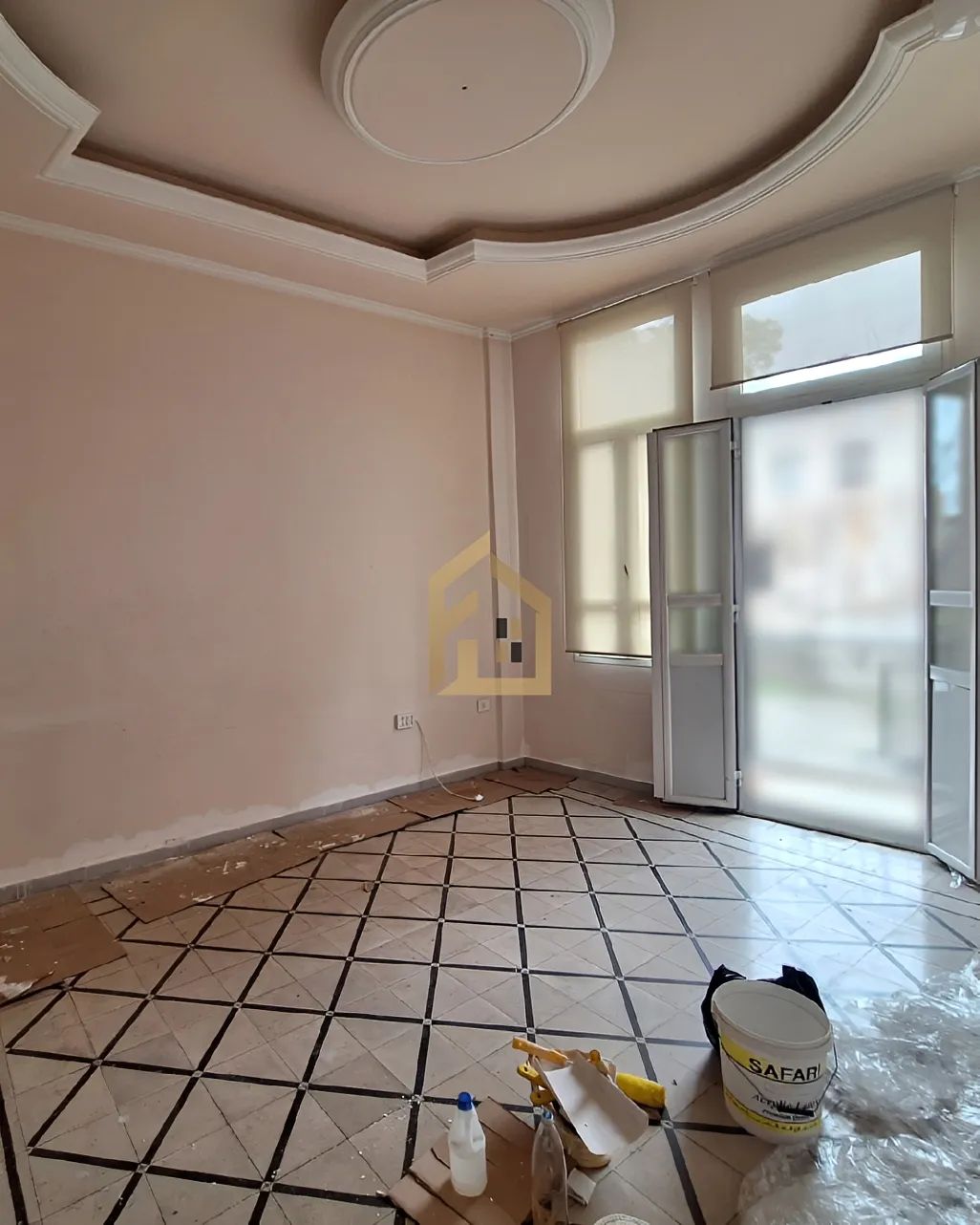 Apartment for rent in Achrafieh, Beirut, Lebanon - 2 bed, 2 bath
