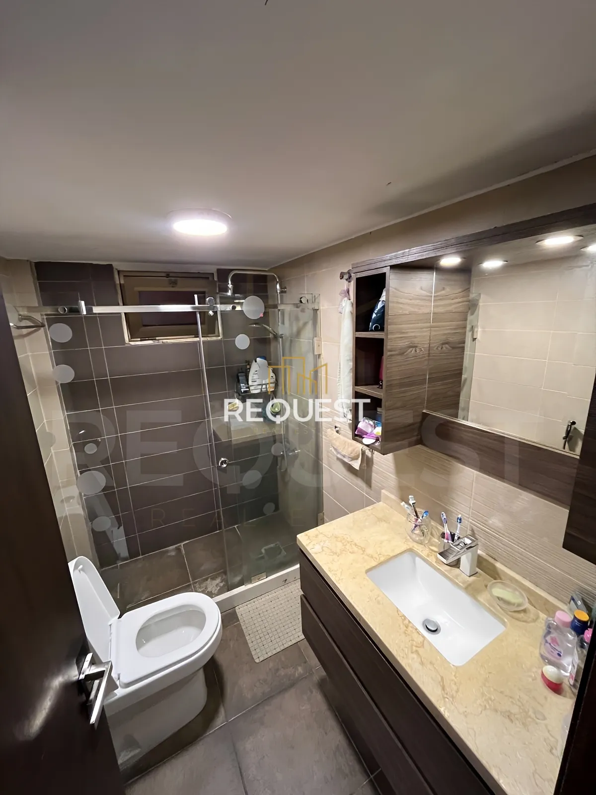 Apartment for rent in Ramlet el baida, beirut, lebanon