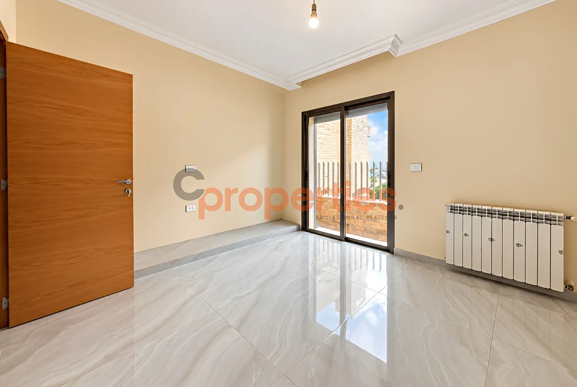 Apartment for Sale in Ain Aar