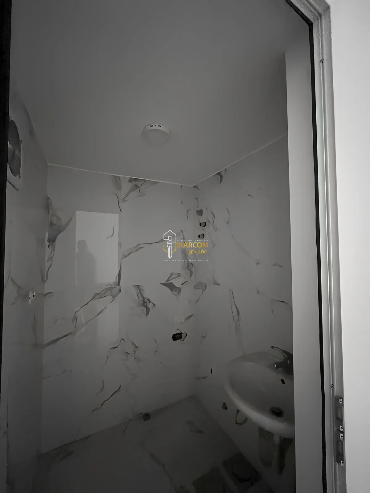 Shop For Rent in Zalka