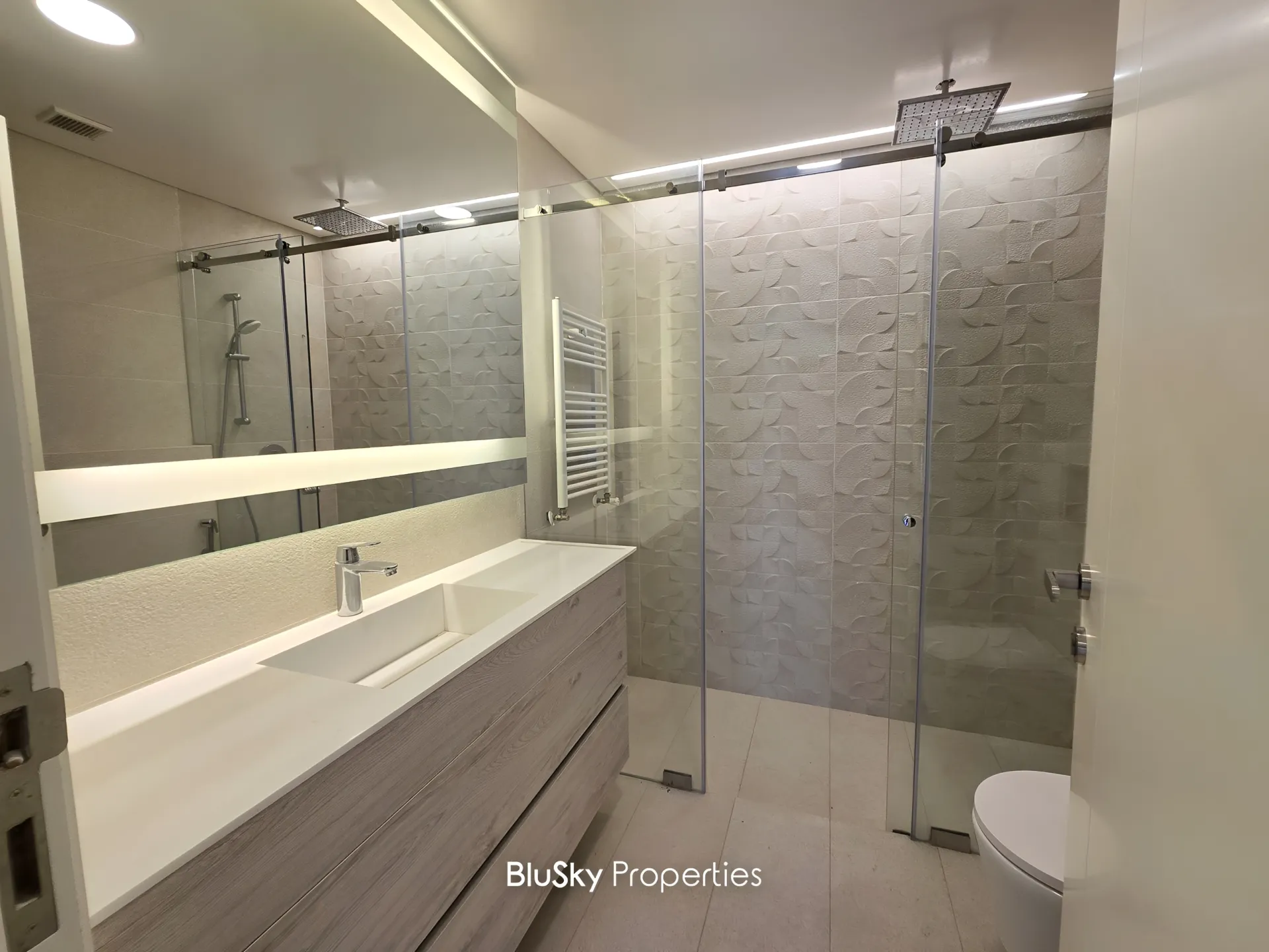 Apartment for rent in Monteverde main street، lebanon