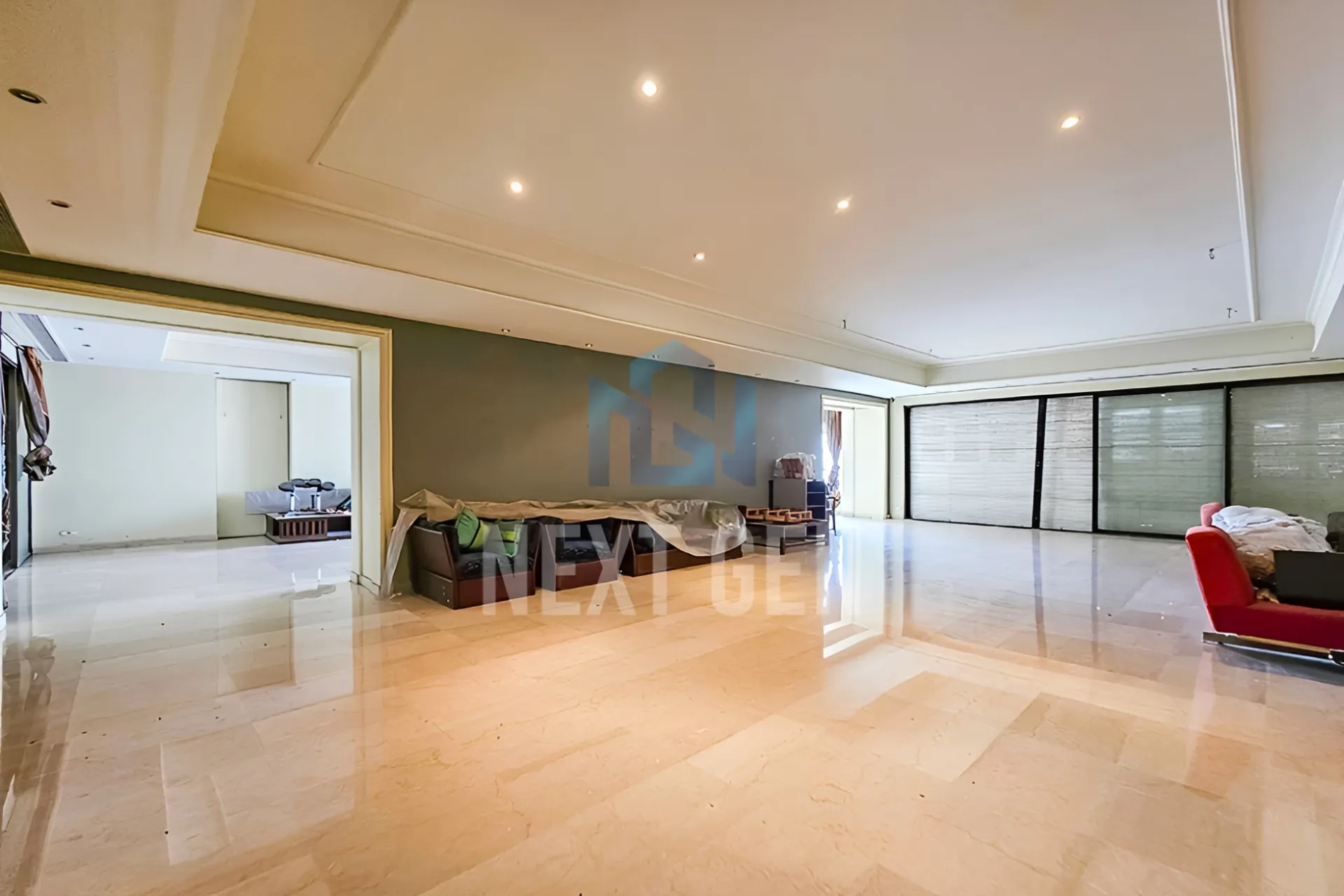 Apartment for rent in Achrafieh, Beirut, Lebanon - 4 bed, 6 bath