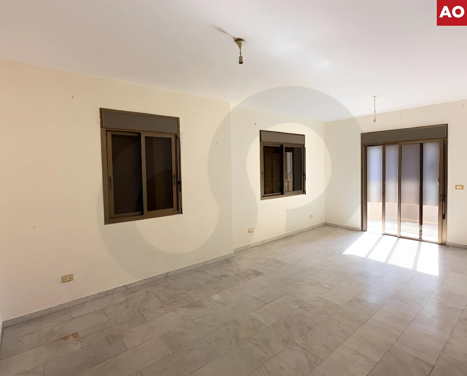 Apartment for Sale in Zokak el Blat, Beirut - 3 bed, 2 bath