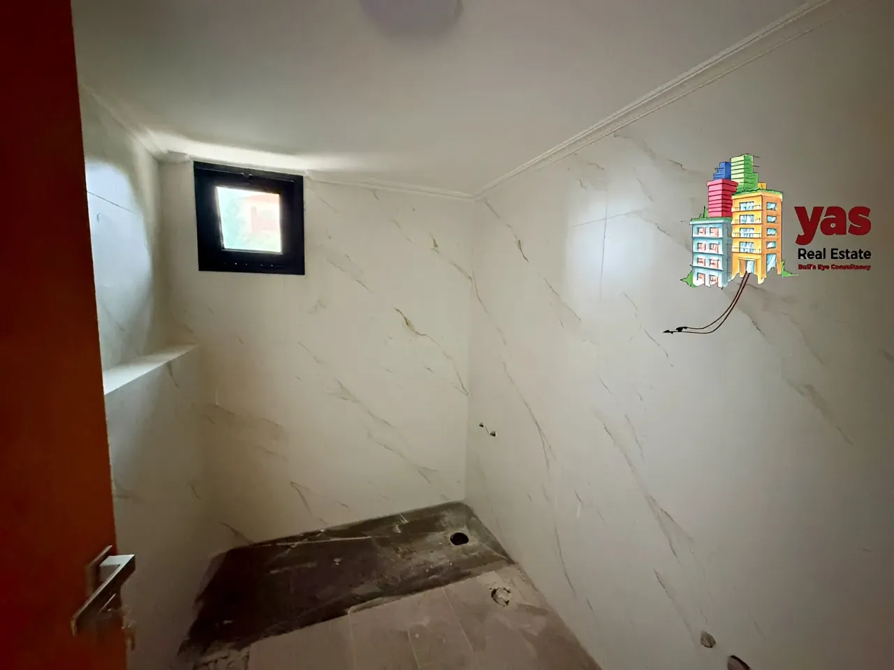 Apartment for Sale in Ballouneh