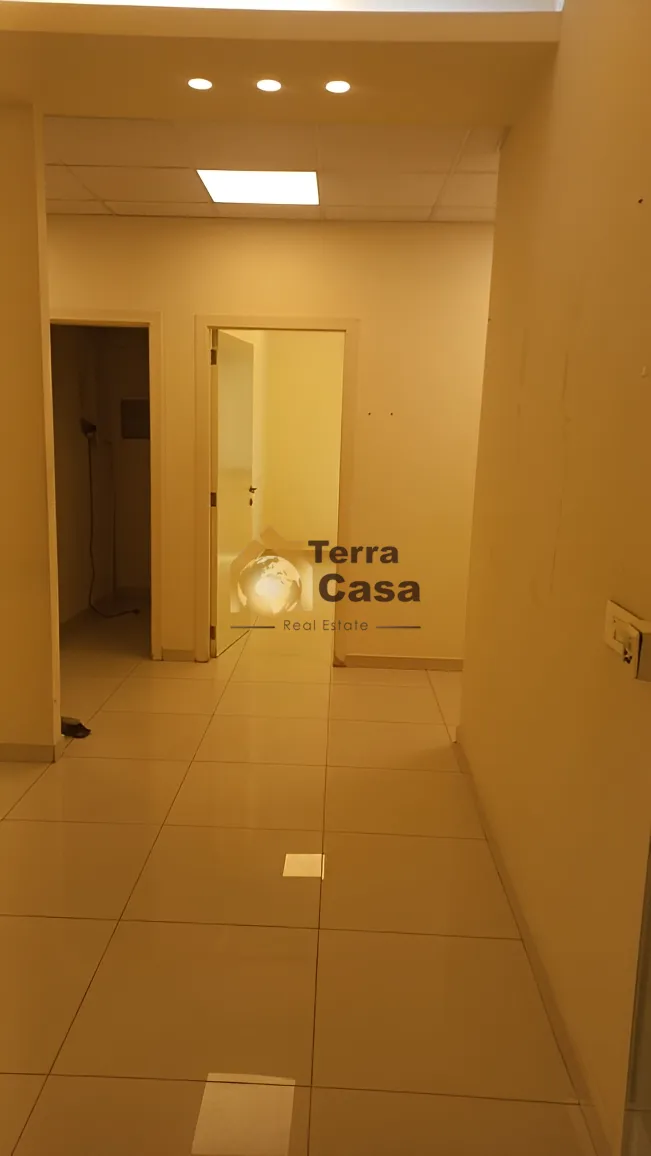 Commercial for rent in El Metn, Lebanon