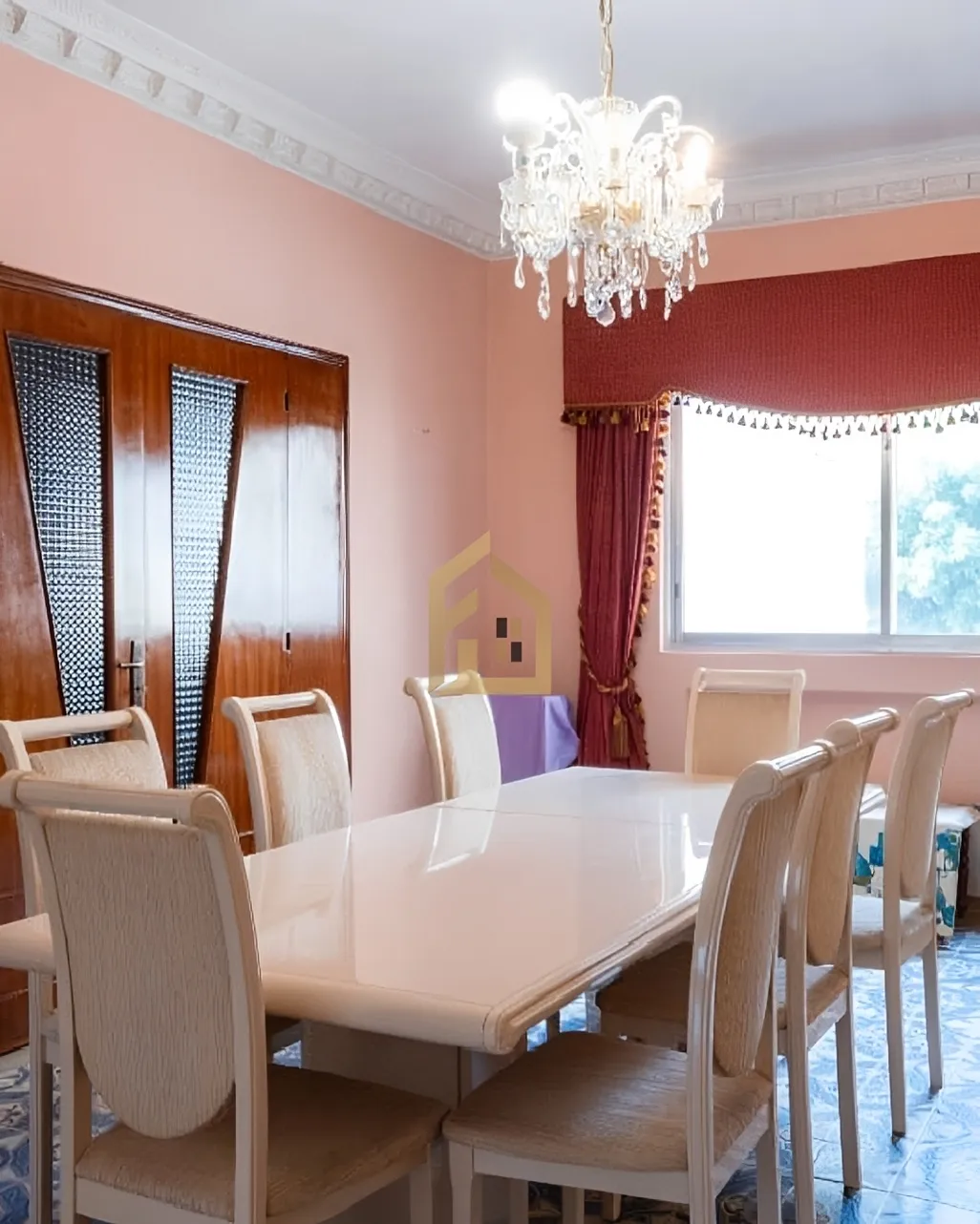 Apartment for sale in Wata El Msaytbeh, Beirut, Lebanon - 3 bed, 4 bath
