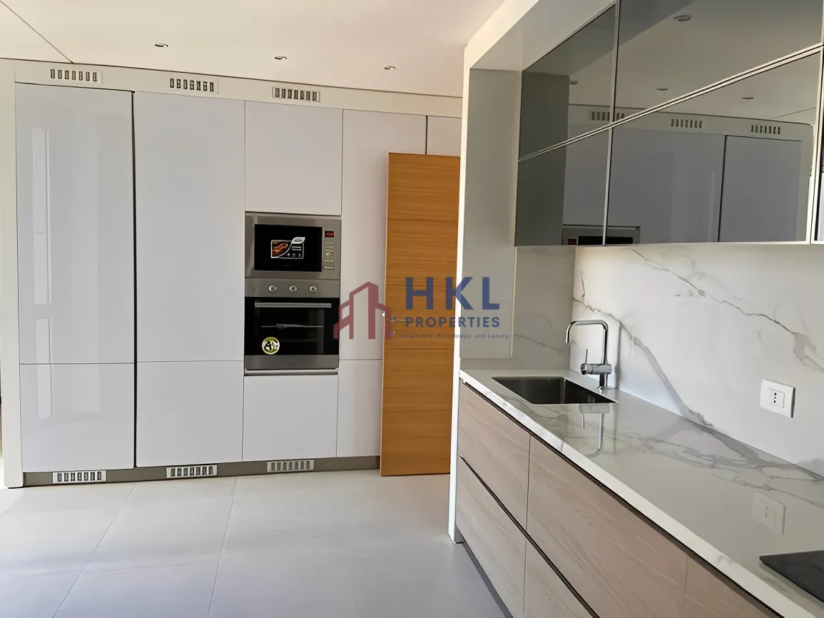 Apartment for Sale in Verdun, Bayrut, Lebanon