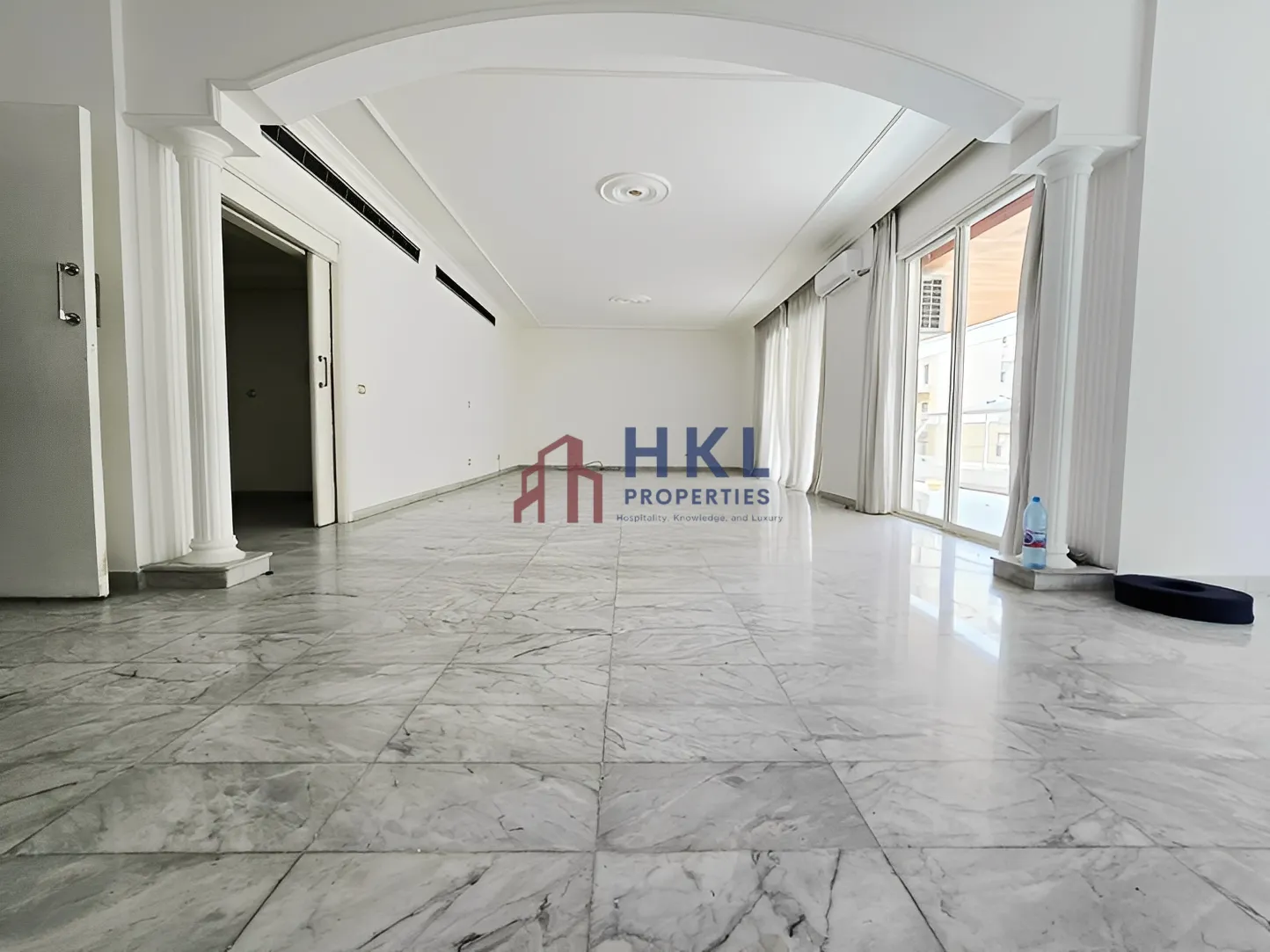 Apartment for Rent in Verdun, Bayrut, Lebanon - 3 bed, 4 bath