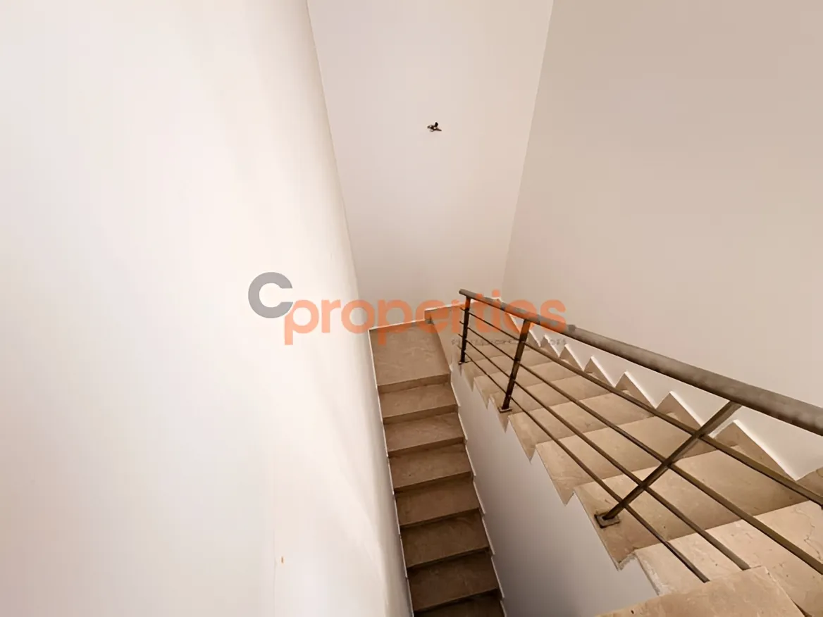 Apartment for Rent in Louaizeh