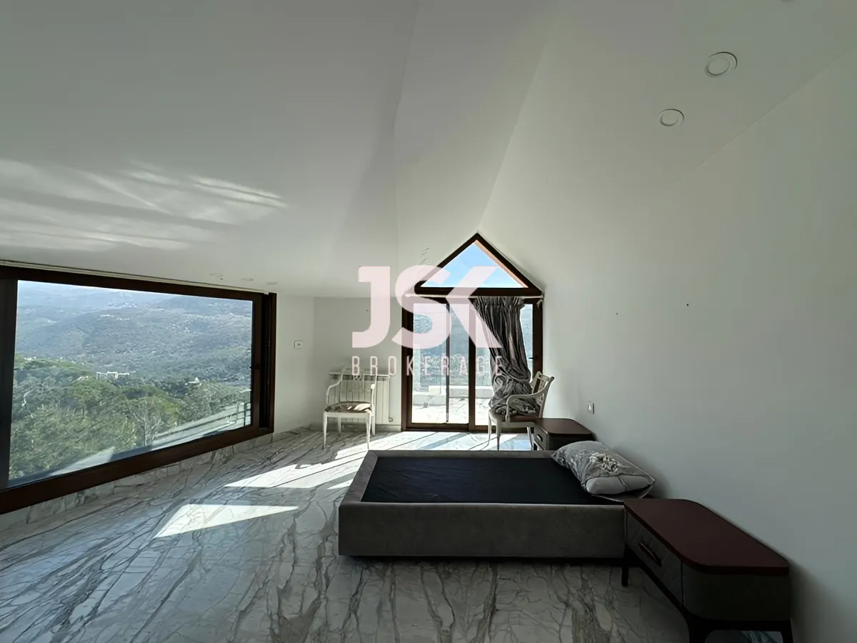 Villa for Sale in Baabdat, Lebanon - 5 bed, 9 bath