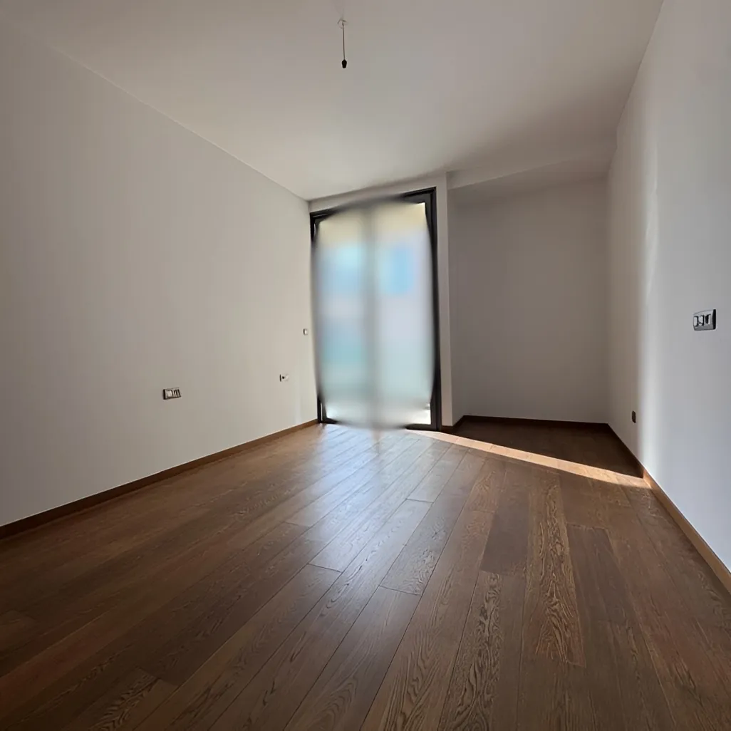 Apartment for Sale in Minet El Hosn, Bayrut, Lebanon - 3 bed, 4 bath