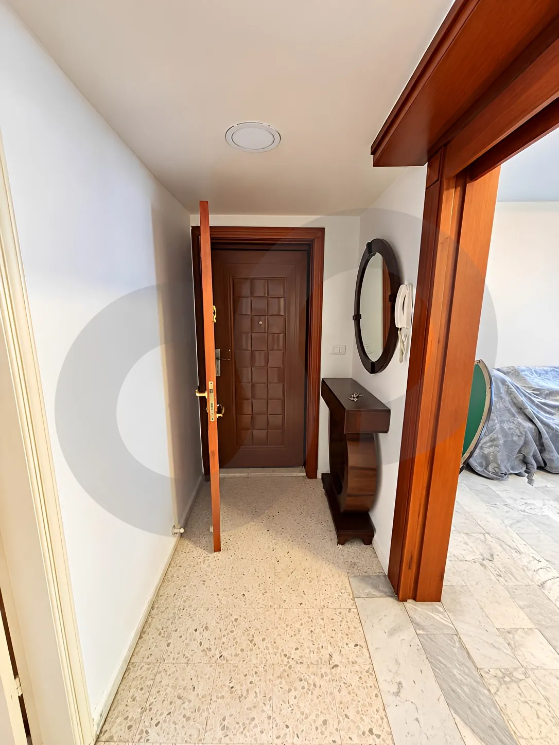 Building for Sale in Verdun