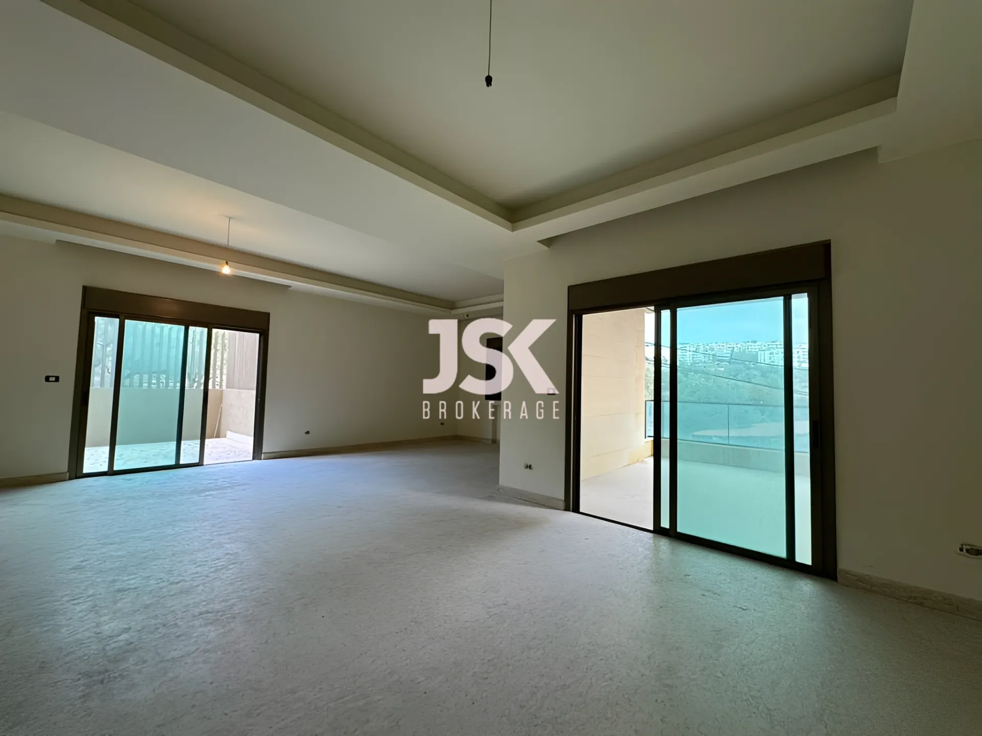 Apartment for Sale in Mansourieh - 3 bed, 4 bath